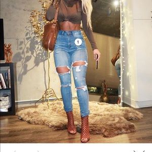 Tear Up The Day Jeans - Medium Wash